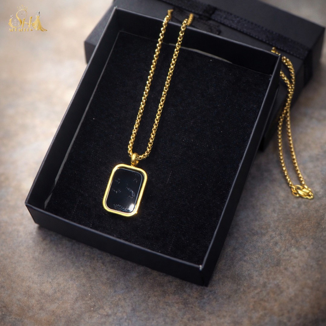 Black Clover Necklac