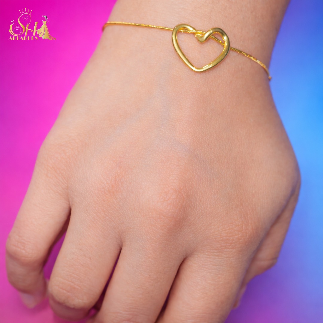 Hollow Heart Bracelet 