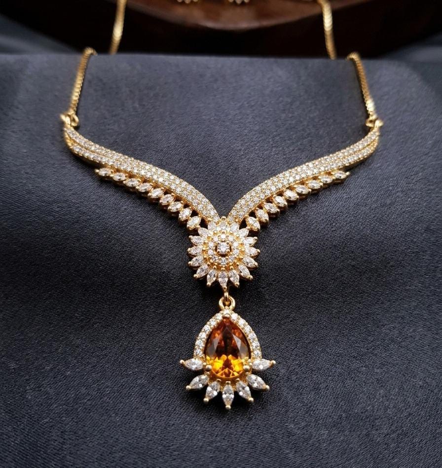 Inertial Blossom Necklace 